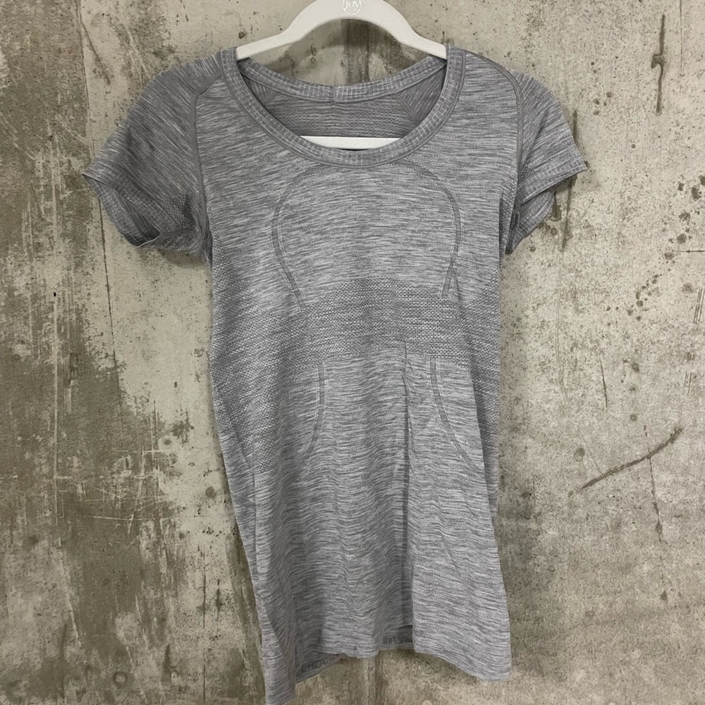Lulu Lemon - Grey Athletic Shirt